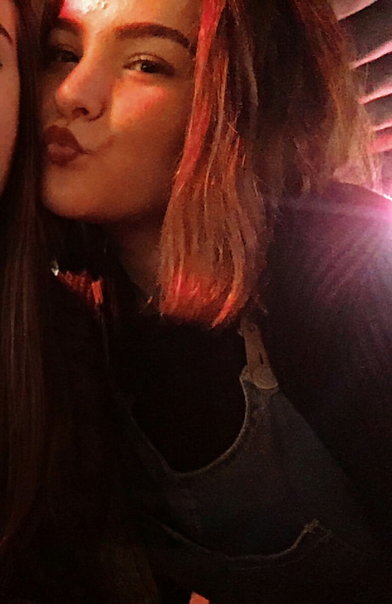 _hxythxrx's tweet photo. @sebtsb estaría bien que algún día me hicieras caso AHÍ LO DEJO  #selfieforseb https://t.co/DAQimf3WAe
