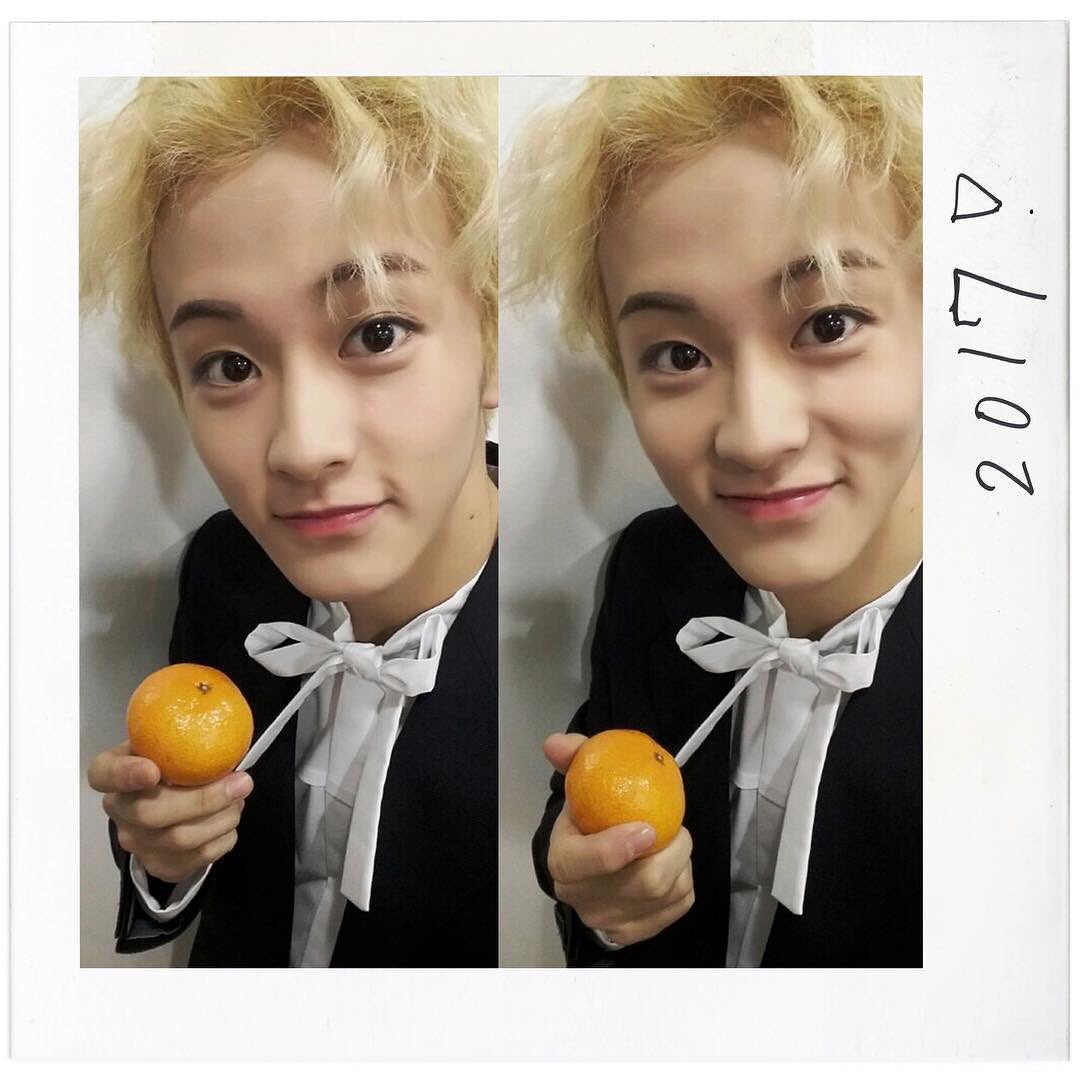 NCT127Mark_'s tweet photo. https://t.co/EIVXksIVPm