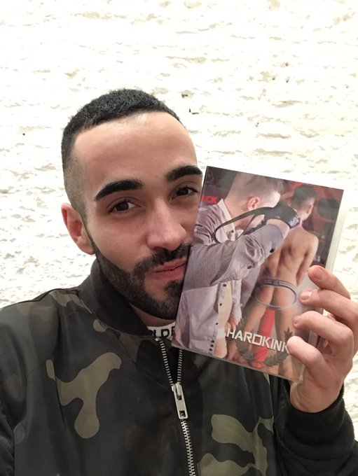 DVD de @hardkinks ?????????? https://t.co/YANRNFsbmt