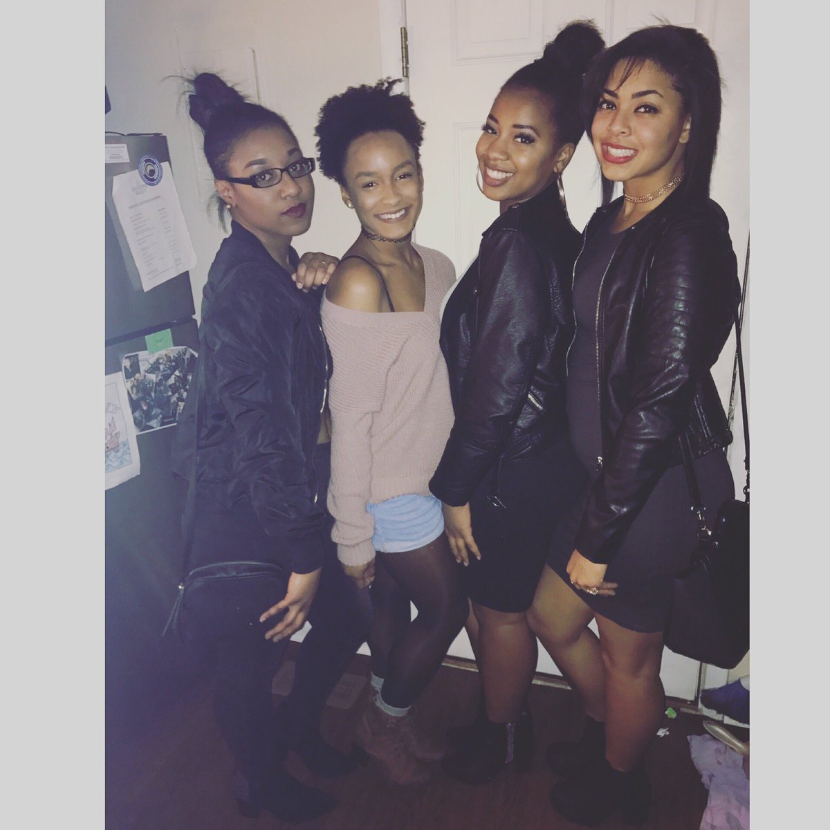 Terriana15's tweet image. #j13loading 🔺🐘