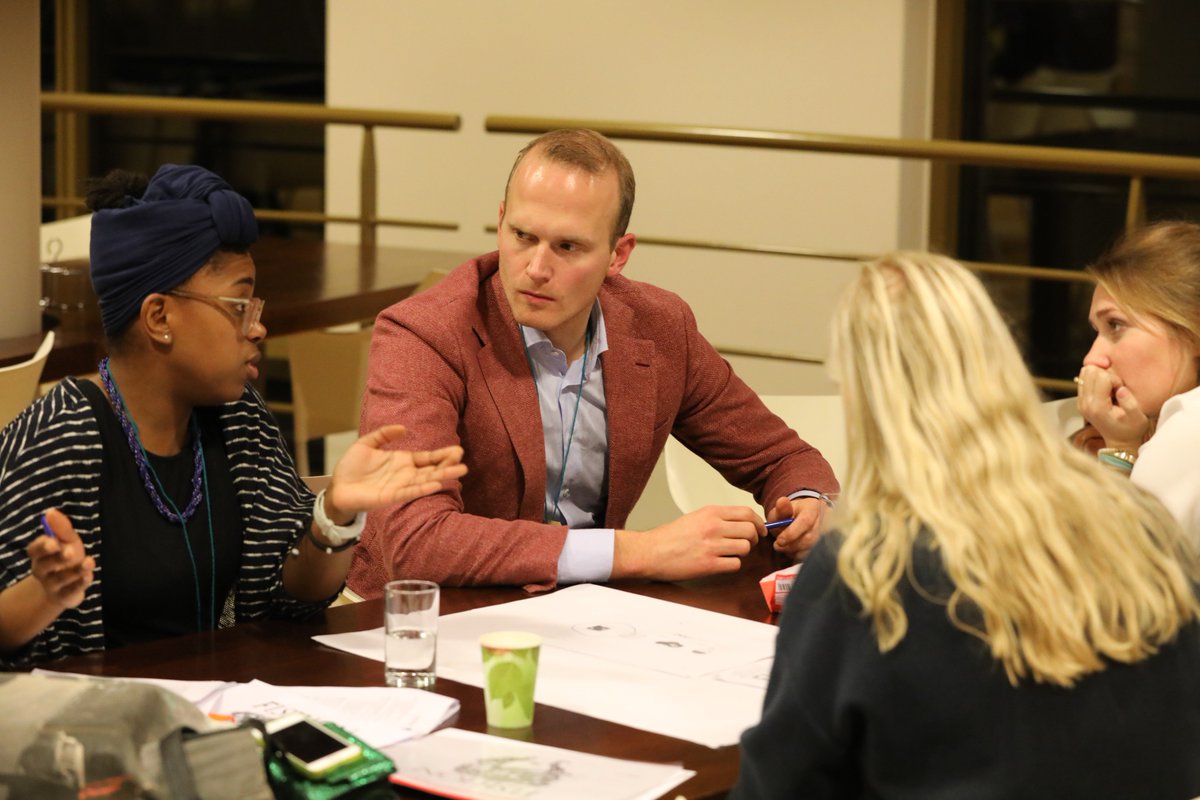 departnership's tweet photo. 55 young professionals &amp; 27 experts werkten vanavond hard aan #businesscases en #impact. Nog 3 sessies &amp; finale! #DPV1617 #hungryformore https://t.co/IR3yAq9rgM