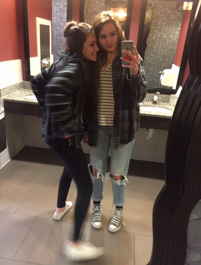 _g0odvibes's tweet photo. Happy b-day Thea ily. Always remember: they hate us cause they anus! https://t.co/RN63pXPFNY