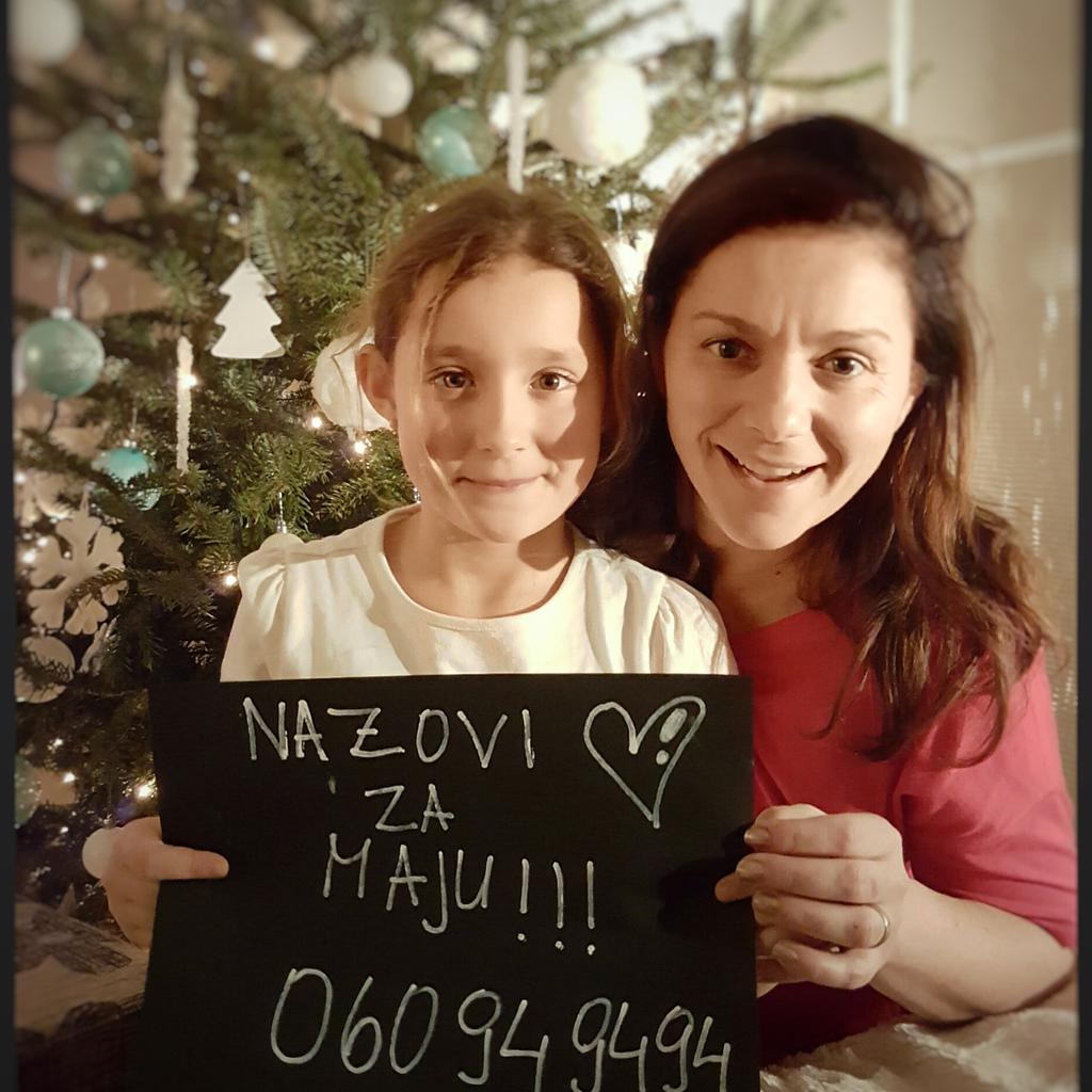 DariaSedlar's tweet photo. Kopirajte nas, dijelite, zovite, fotkajte se...moramo skupiti novčiće Maji za lijekove..svaki poziv je velika pomoć https://t.co/olHDje575d