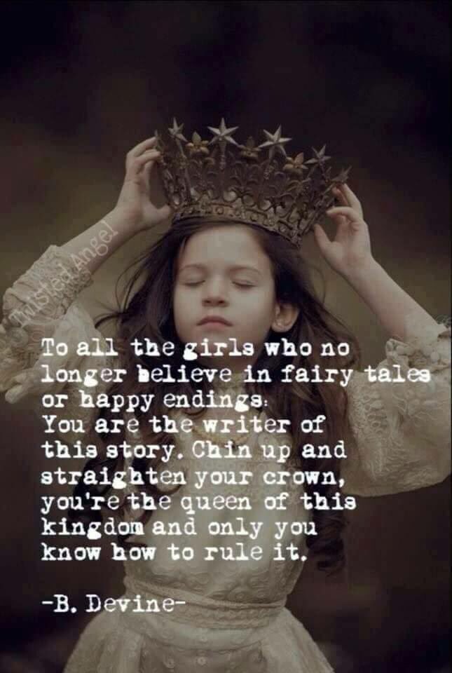 QueenBeeDrinks's tweet photo. For you @KimClubRUB @missamber_leigh @Miss_Hamilton22 @MadameAthlaina @MistressClara_J @missmarilynx @mistress_inka @TheMistressDita 💖👸🏼 https://t.co/V1bDhpYwgU