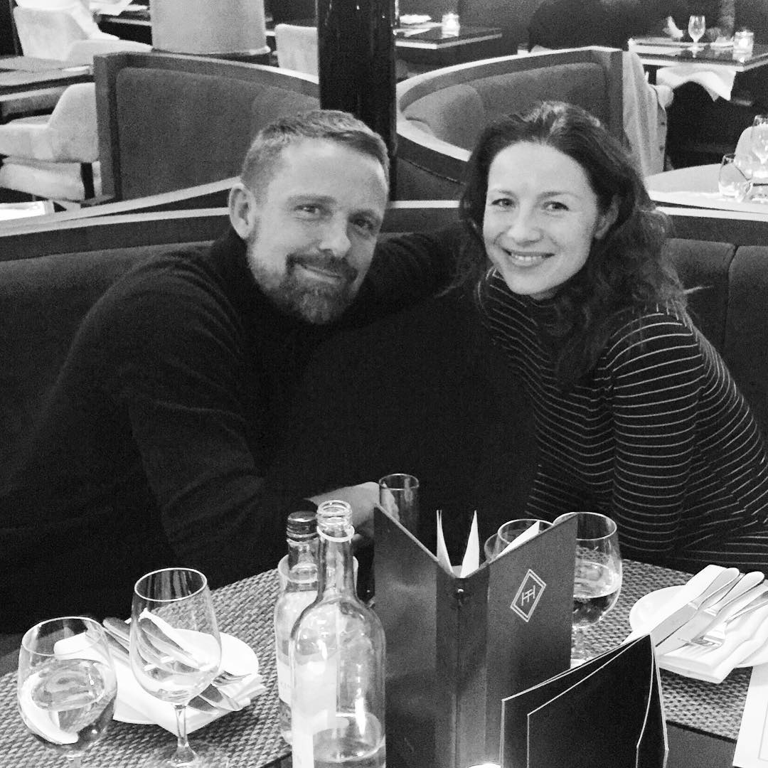 jodiecomeras's tweet photo. #CaitrionaBalfe #MarkcolbertNY #simplyperfect #extremelycute ποΏ½οΏ½π https://t.co/gGVcucb1GA
