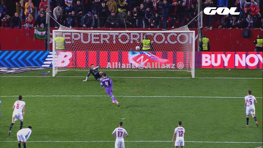 tjcope's tweet photo. Así desafió a los 'Biris' y así pidió perdón al resto. El gesto de @SergioRamos https://t.co/1f7yYyyvLL (vía @Gol) #LaCopaEnCOPE🏆
