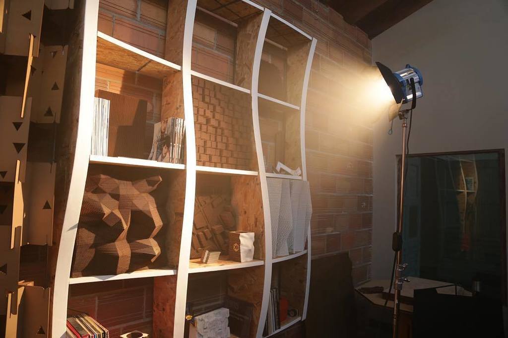 omavidsolutions's tweet photo. Adding drama to some textures with our haze machine and the #arri 650w. https://t.co/CAJ4Z3UEtJ