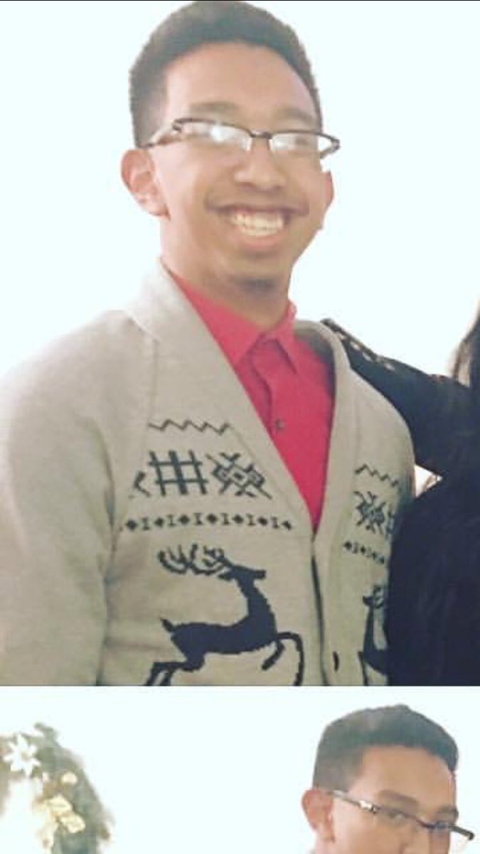 jabbawocgeegee's tweet photo. GUYS MY BITMOJI HAS THE SAME CARDIGAN AS ME https://t.co/JEhJTseFjD