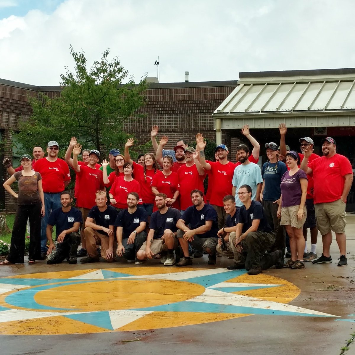 RootsHummus's tweet photo. Thank you @Lowes for awarding @TheRootsFound &amp; #VanceElementary a $4530 grant for school gardens. Together, we can make big things happen! https://t.co/AU4XYYOdqV