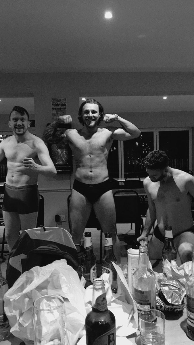 JHatfield_3's tweet photo. @South_ParkFC @Joe_Jacko10 😂😂😂 you mugs!!!!!!!! https://t.co/RLVKvIjTNT