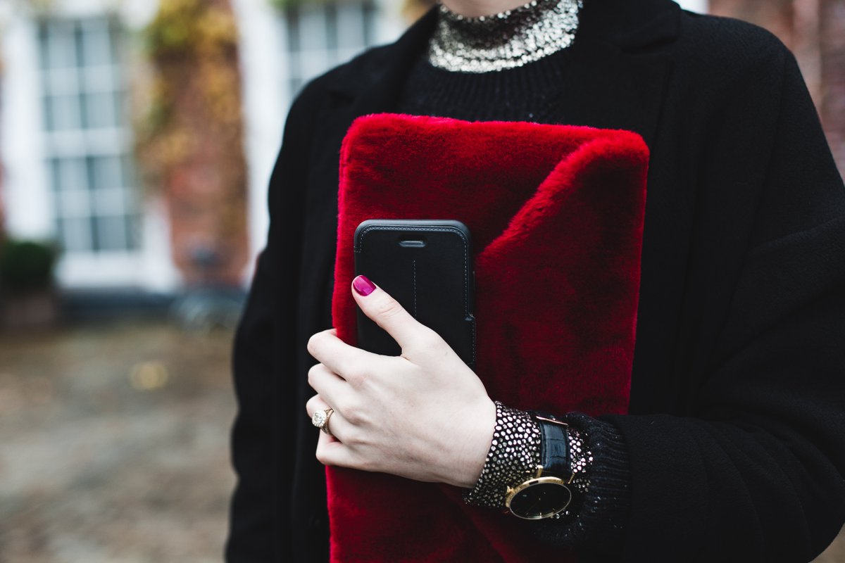 OtterBox_SE's tweet photo. #StradaSeries är det nya svarta: det perfekta komplementet till varje look! 🖤 https://t.co/PfvgqbkSdf
📷 @brid_ad_lib https://t.co/SmRPWw5aCf