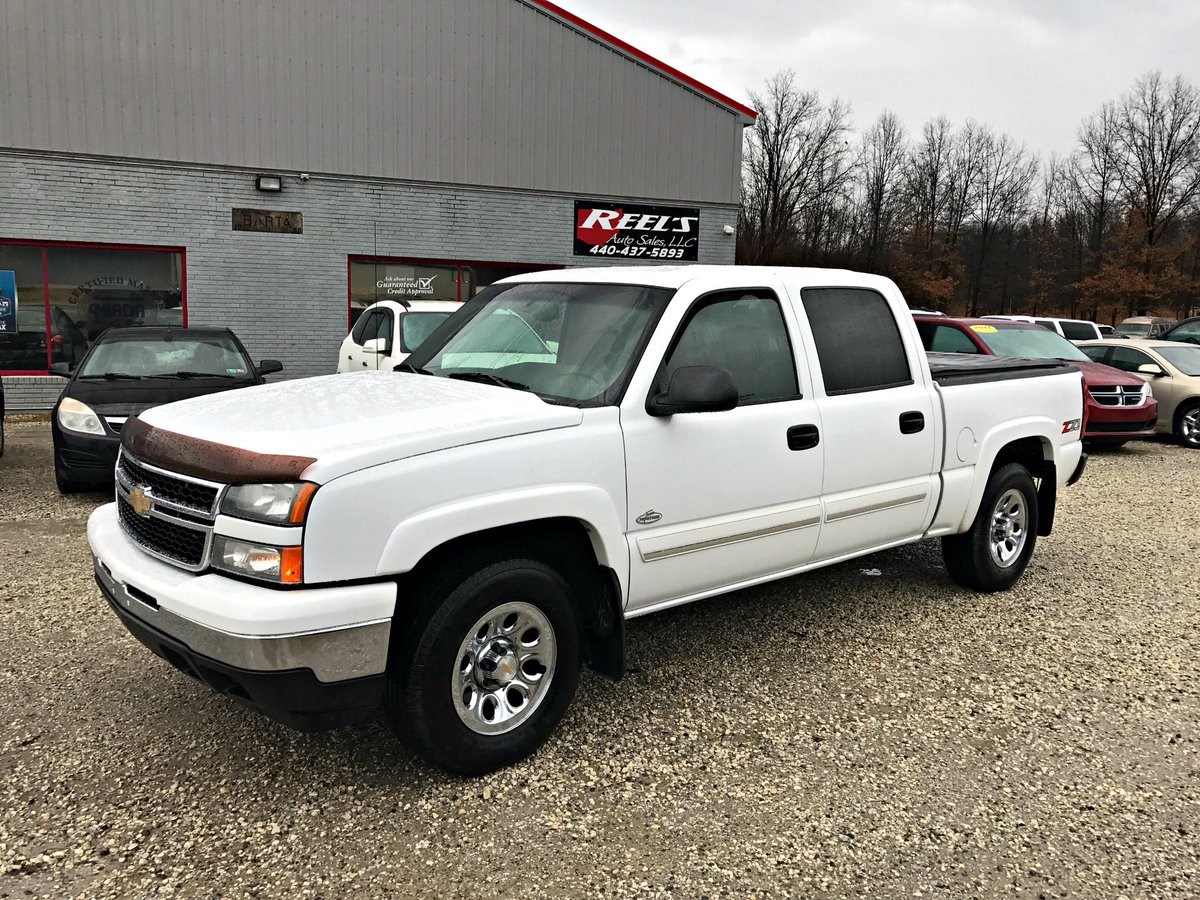 Reelsauto's tweet photo. We have Silverados! Stop in today to check them out. Reel's Auto Sales 547 E. Main St, Orwell Ohio 44076 https://t.co/0hHZkworzw