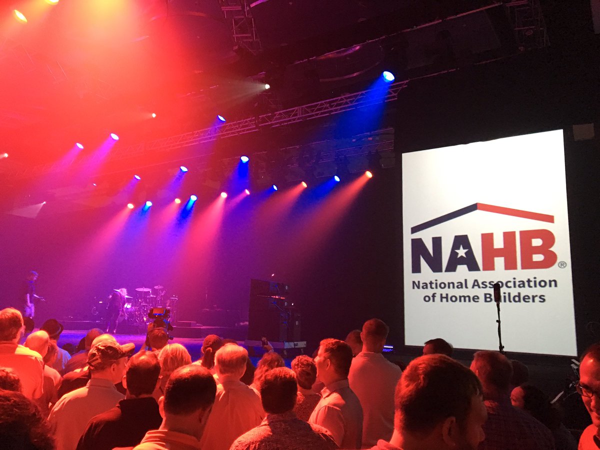 KBIS's tweet photo. Celebrating an excellent show with a few friends.. @NAHBhome, @IntlBldrsShow and @littlebigtown 🎶 #KBIS2017 #SpikeConcert https://t.co/TQLZiUoBK8
