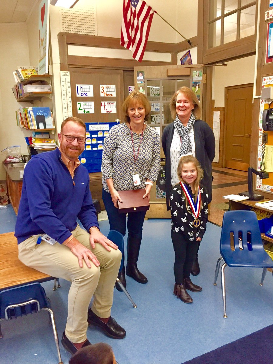 clionacronin's tweet photo. Bravery and courage rewarded.
#foxmeadowpride #beamingwithexcitement https://t.co/C0YrT8QIf3