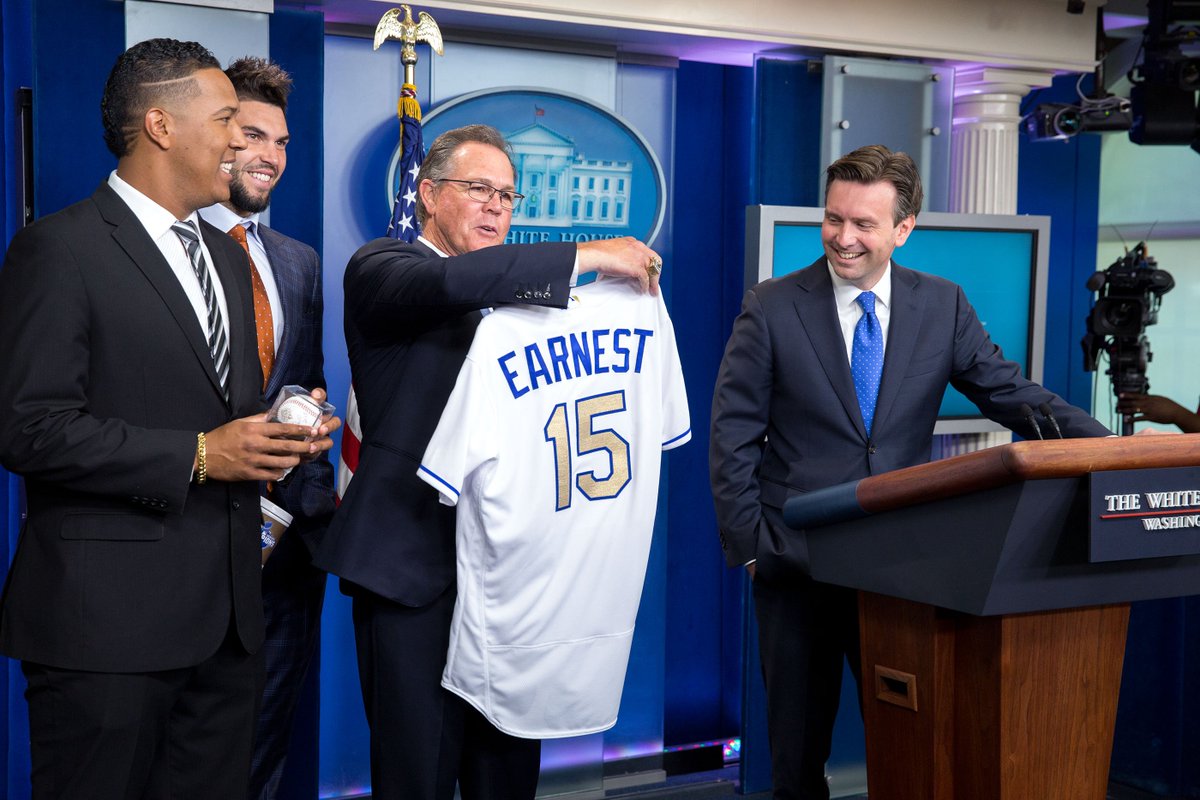 J Earnest (Archived) tweet media