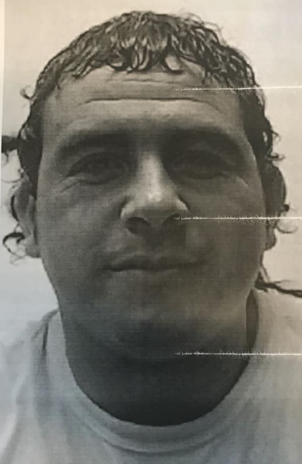 JorRausch's tweet photo. #ONCE
Éste puede reunirse con Autoridades que nosotros votamos, para exigir ILEGALIDAD: #elChipi
Según @Infobae: tiene Causas por drogas. https://t.co/OKzqK9hZPl