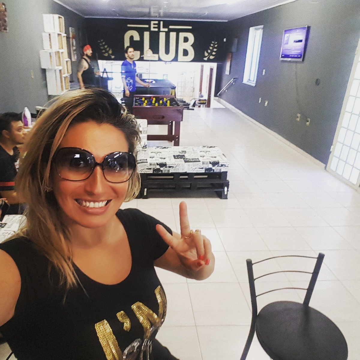 agtv_soultv's tweet photo. #ElClubBarberShop #Superdica #superindico #aginmove #andreiagrezzana #Vemcomigo https://t.co/QnOCReq1ne