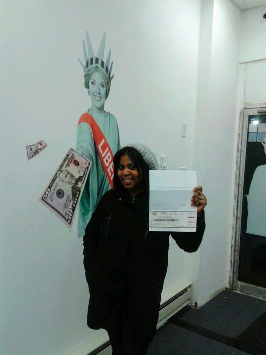 libertytax14578's tweet photo. Meet Thalia. Thalia is happy! Be like Thalia &amp; get approved for up to $1,300* https://t.co/9ISVyICexL #BeLikeThalia #LibertyTax #EasyAdvance https://t.co/v2UwSqN0E7