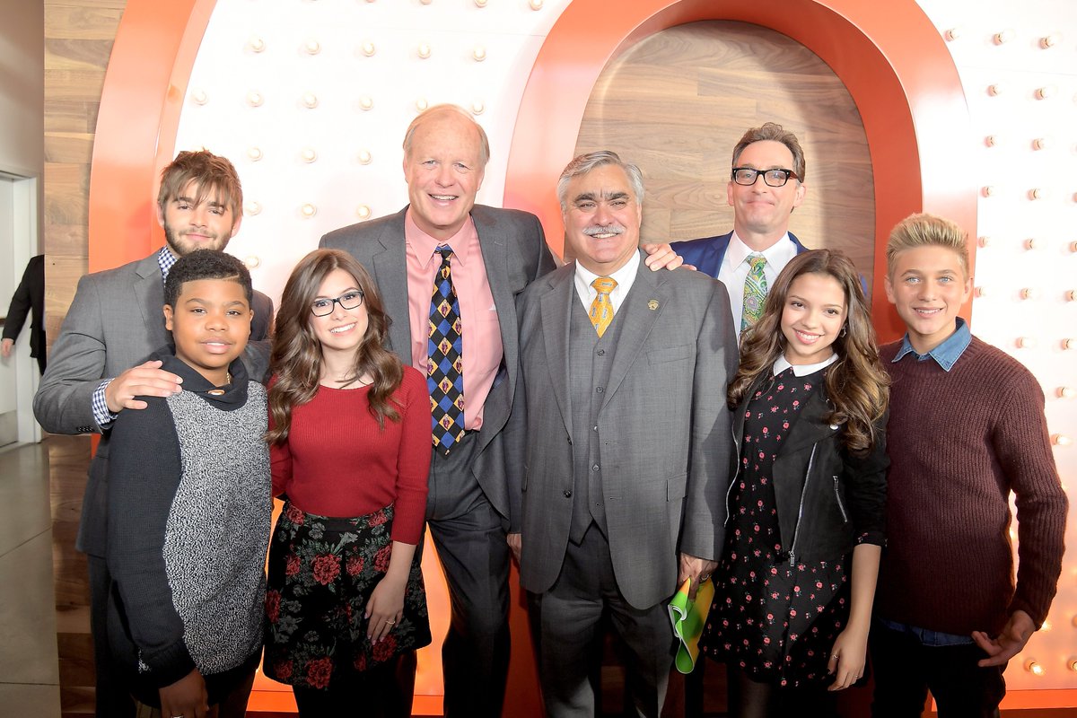 DailyNickNews's tweet photo. #Nickelodeon Opens New State-Of-The-Art Facility In Burbank, California! - https://t.co/r4G5Wb8Xrm #NickStudios #NickelodeonStudios https://t.co/bUyMDfSPeX