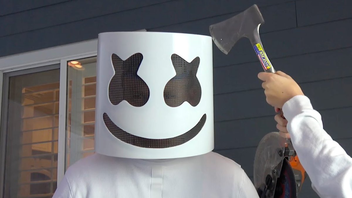 .@Marshmellomusic's Helmet Gets Taken Apart In The Latest Episode Of @WhatsInside - Watch: youredm.com/2017/01/12/eve… https://t.co/9crOma29nN