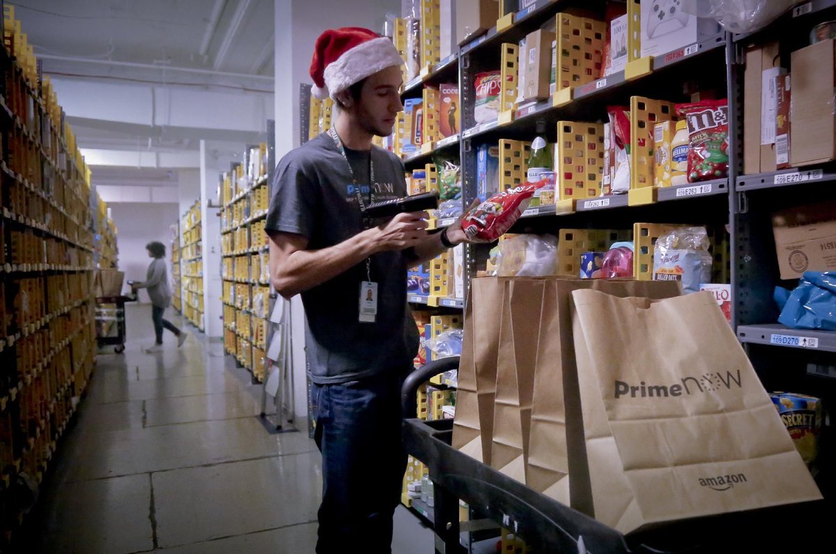 YahooNews's tweet image. Amazon says it will create 100,000 jobs in the U.S. yhoo.it/2jnwh2K