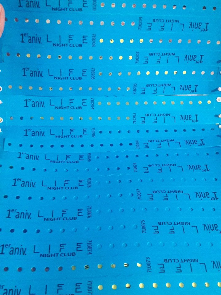 LifeNightClub1's tweet photo. Pulseras a la venta...
#SeVieneFuerte
#LifeNightClub
#Aniversario https://t.co/x42tomeUdf