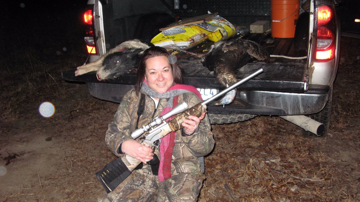 TBT: Dezarei field testing RRR prototype in South Texas in 2011. #huntress#houstonbusiness#southtexas#ladyhunters#blessed