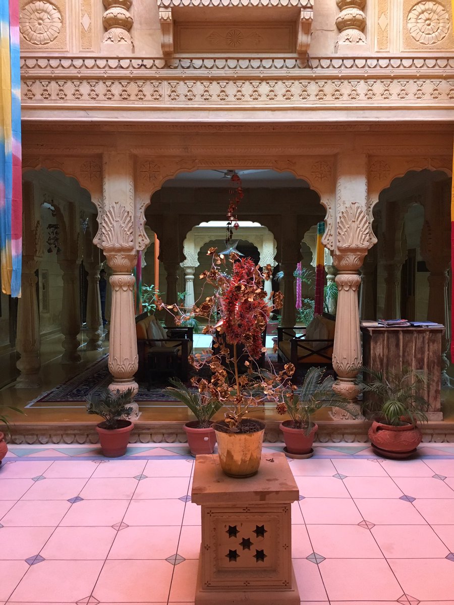 These heritage hotels are gorgeous ... but no elevators anywhere so beware! #Rajasthan #india #travel