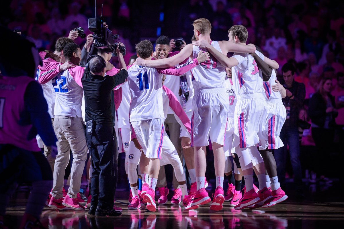 BluejayMBB's tweet photo. The Creighton vs. Cancer Pink Out Auction is underway! Bid on a jersey/ball and help us in the fight against cancer! https://t.co/1vw9oOO5os https://t.co/qTFjngP70E