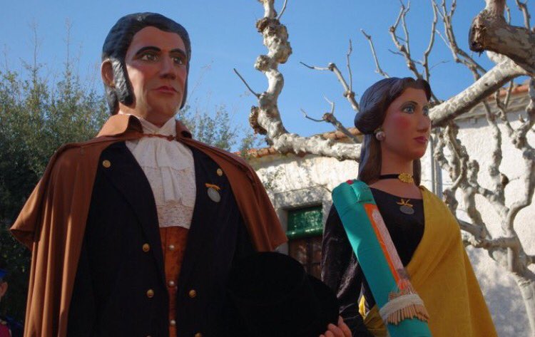 Rauxencs/as aquet diumenge dia 15 de Gener ens desplaçem fins a #SantVicençdeMontAlt acompanyant els companys 
<a href="/ArreplegaGats/">ARREPLEGAGEGANTS</a>