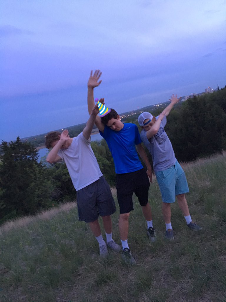 daugherty_cole's tweet photo. Happy birthday big guy @CorcoranBen 🎉🎉🎉 https://t.co/Nk12I5BmHj