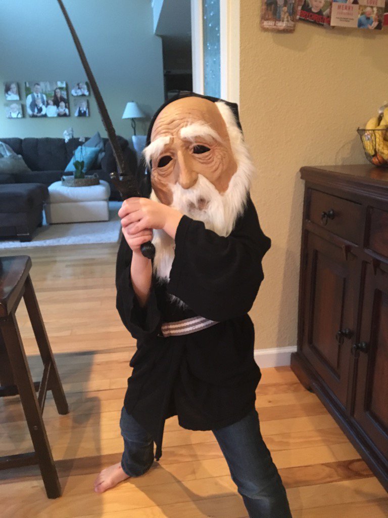 filfuller's tweet photo. Elias came downstairs in this getup. Yep, that's my boy! https://t.co/rChqWe6wq9