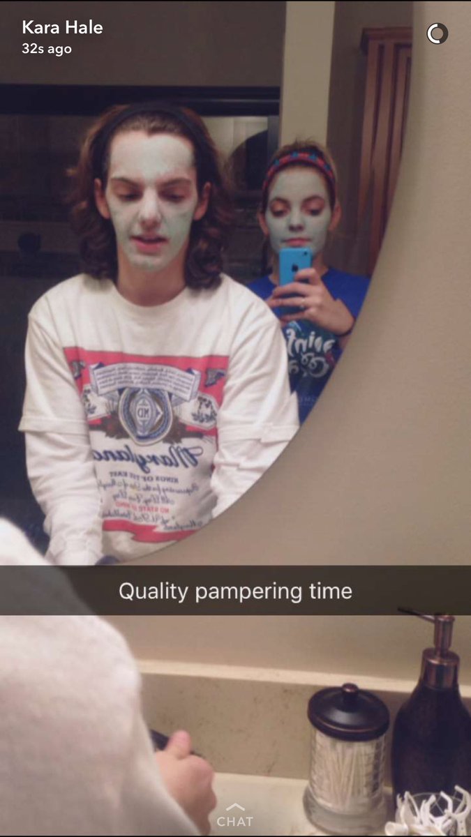 ChazPecar's tweet photo. Anyone wanna take a moment to see how gay @jonluke_hale is? https://t.co/SR9FkGtxIy