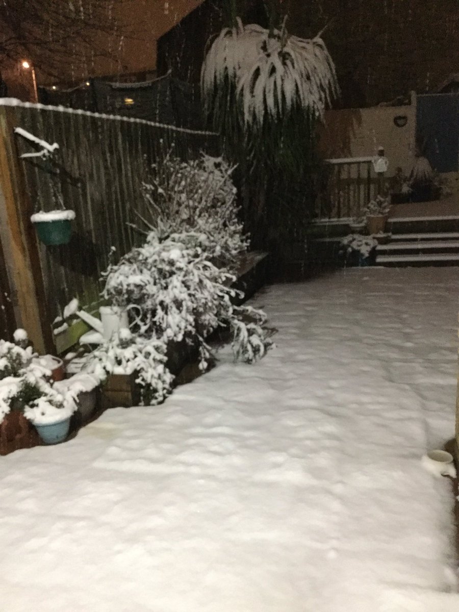 kazyann67's tweet image. @CroydonAd  #januarysnow