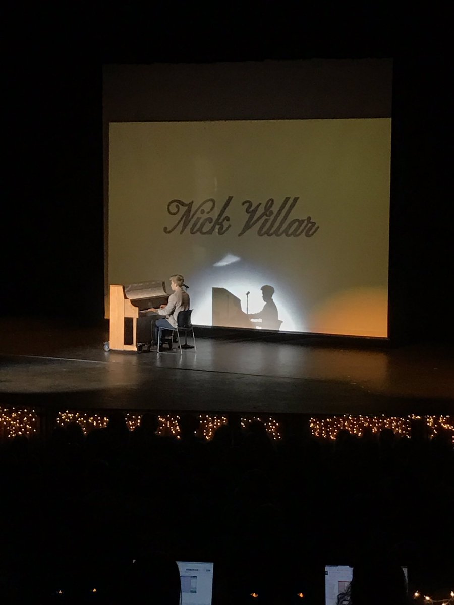 Tech_Fitz's tweet photo. My boy @kciNralliV playing them keys on the piano tonight at #MrHawk 🎼🎹 https://t.co/7kDZmDGej3
