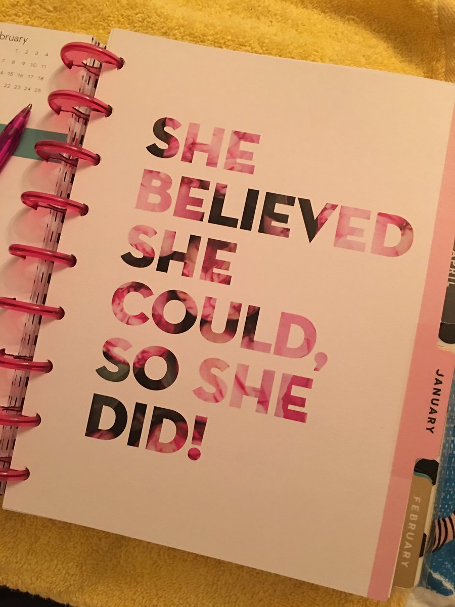 melbox's tweet photo. Doing things 💕 https://t.co/LcKuVTX1DP