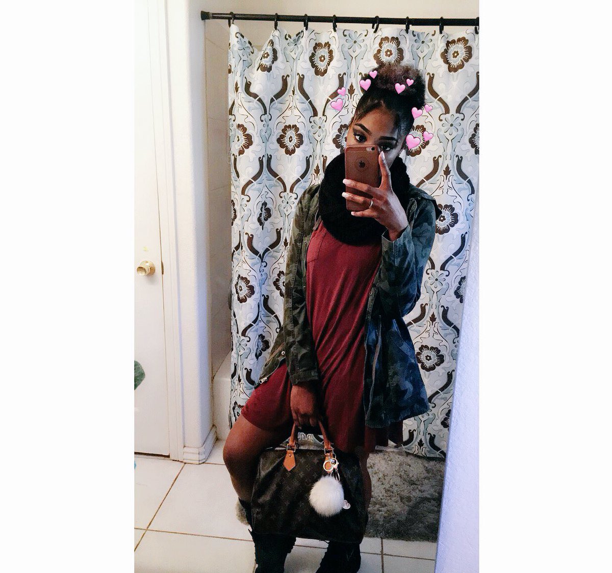 DaddyLnn's tweet photo. Because I never post 🍭 https://t.co/uUJFWmSg10