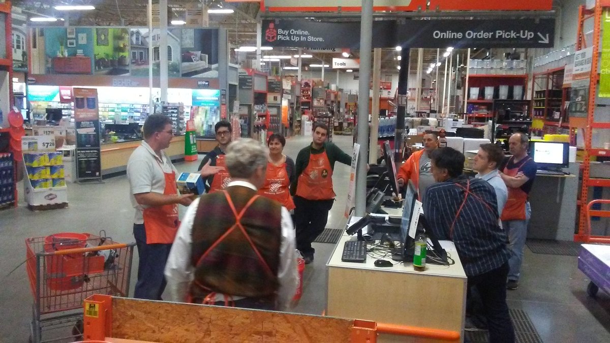 Jeff a new OFA does a new product pk at closing meeting! Great job👏👏👏 <a href="/michaelpalumb16/">Michael N Palumbo</a> <a href="/MAEngagement/">MAEngagement</a>