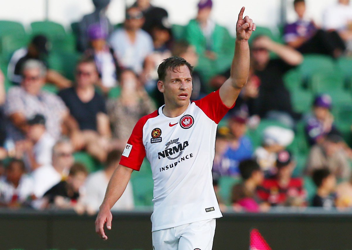 Brendon Santalab is known as an antagonist on the field. With a beautiful gesture, he showed he's all class off it: foxsports.com.au/football/a-lea…