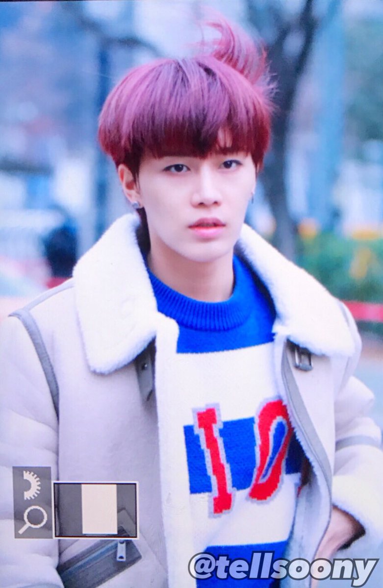 Tellsoony's tweet photo. 070113 뮤출 #태일 #문태일
이렇게 이쁘고 씹덕터지는궐 나만 볼순 없즤ㅠㅠ태일아 너는 사랑한단 말론 부족해 ㅠㅠ https://t.co/jMgKlSynHd