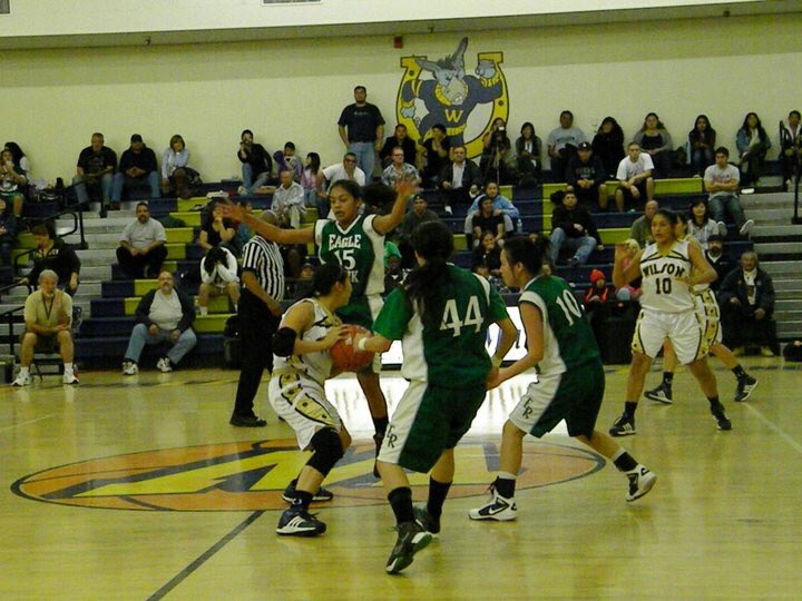 DeeMartinez_5's tweet photo. Y'all think I turned the ball over this play?? #ProbablyDid https://t.co/gKZMXdthFU