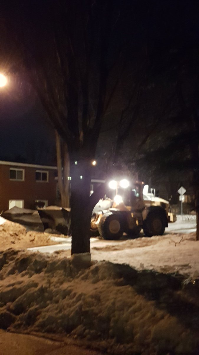 JillMSkinner's tweet image. Thanks @Go_Taylor &amp;amp; @ottawacity 311 Impossible became possible w a little heavy lifting #SewerProblems