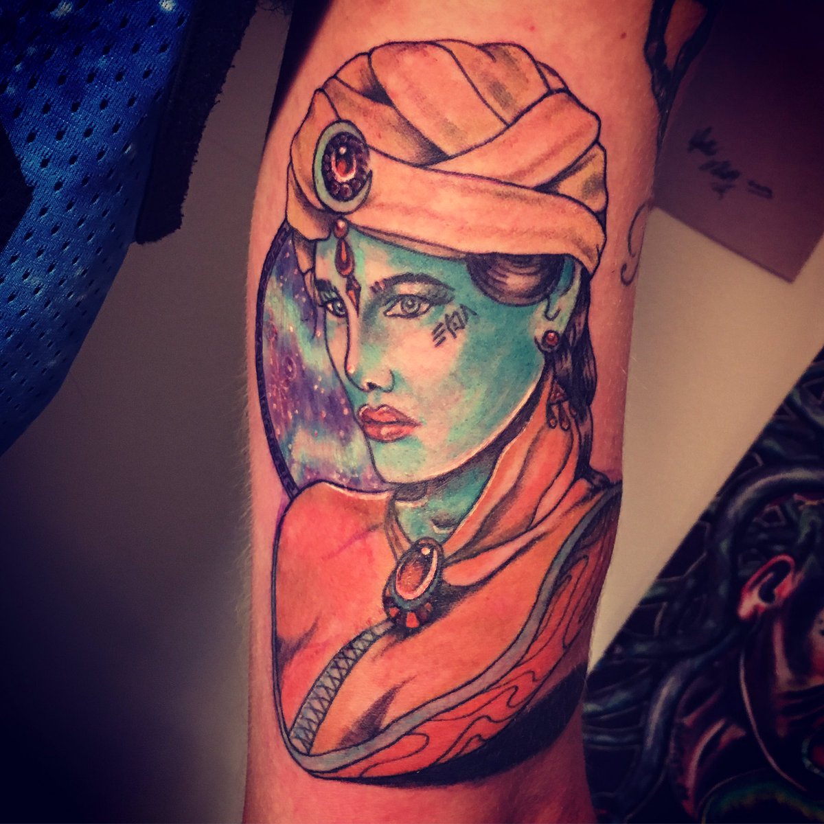 dalliselda's tweet photo. #ELDA #tattoo #inked ✨ https://t.co/W5vL6emdnP