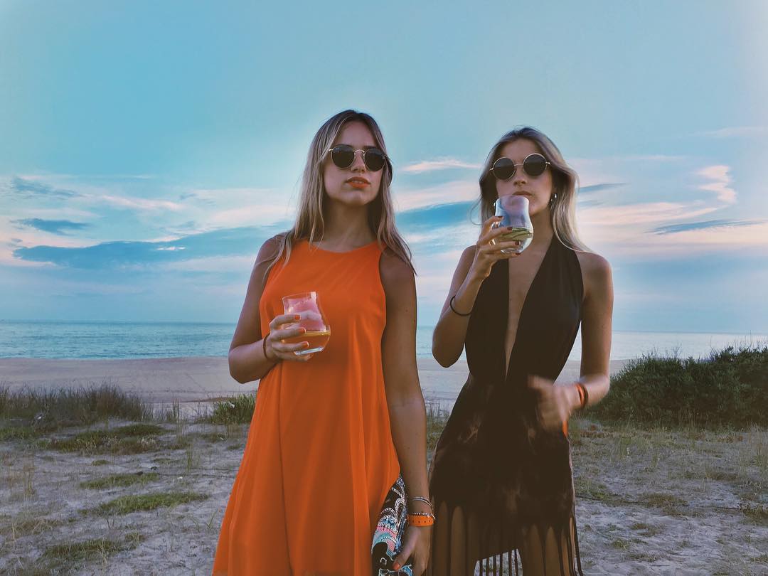 Mi segundo nombre es Delfi <a href="/finiferrari/">Delfi Ferrari</a>