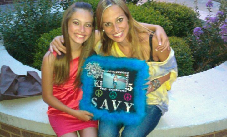 SavyHayek's tweet photo. Happy birthday to THE BEST mother out there!!! I'm so blessed to have you guide and shape me❤ I love you so much😘😘 Thank you for everything❤ https://t.co/bDWywq6SSB
