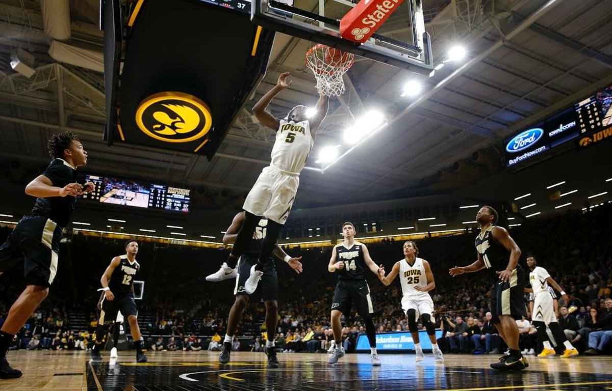 Lantzerr's tweet photo. Ya baby!!!! #Hawkeyes #hawkeyembb https://t.co/UwDPnoEjOn