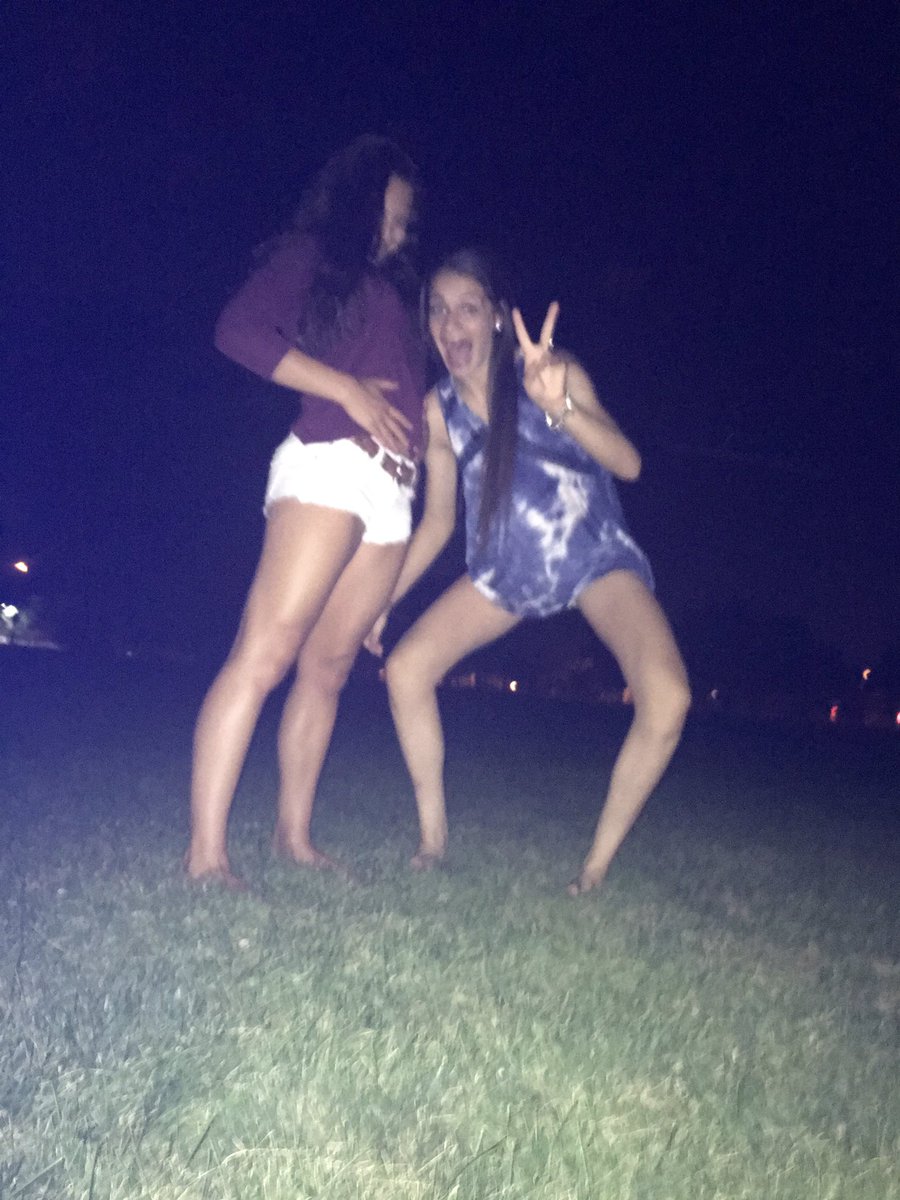 samsimon101's tweet photo. wishing an extra special 17th to an extra special girl💥🎂. happy birthday (nut)meg!!!💞 love you so much crazy girl ❤️ @meg__joyce https://t.co/TvnqoweQQK