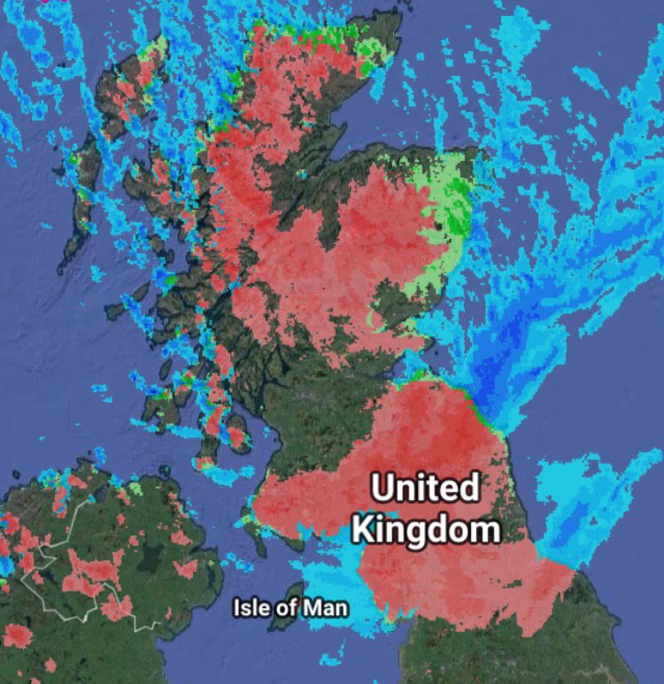 WindyWilson88's tweet image. #SnowCast #SnowWarning

This is how it's looking just now with the 1st batch over the #Borders and a 2nd batch coming in behind it #FML