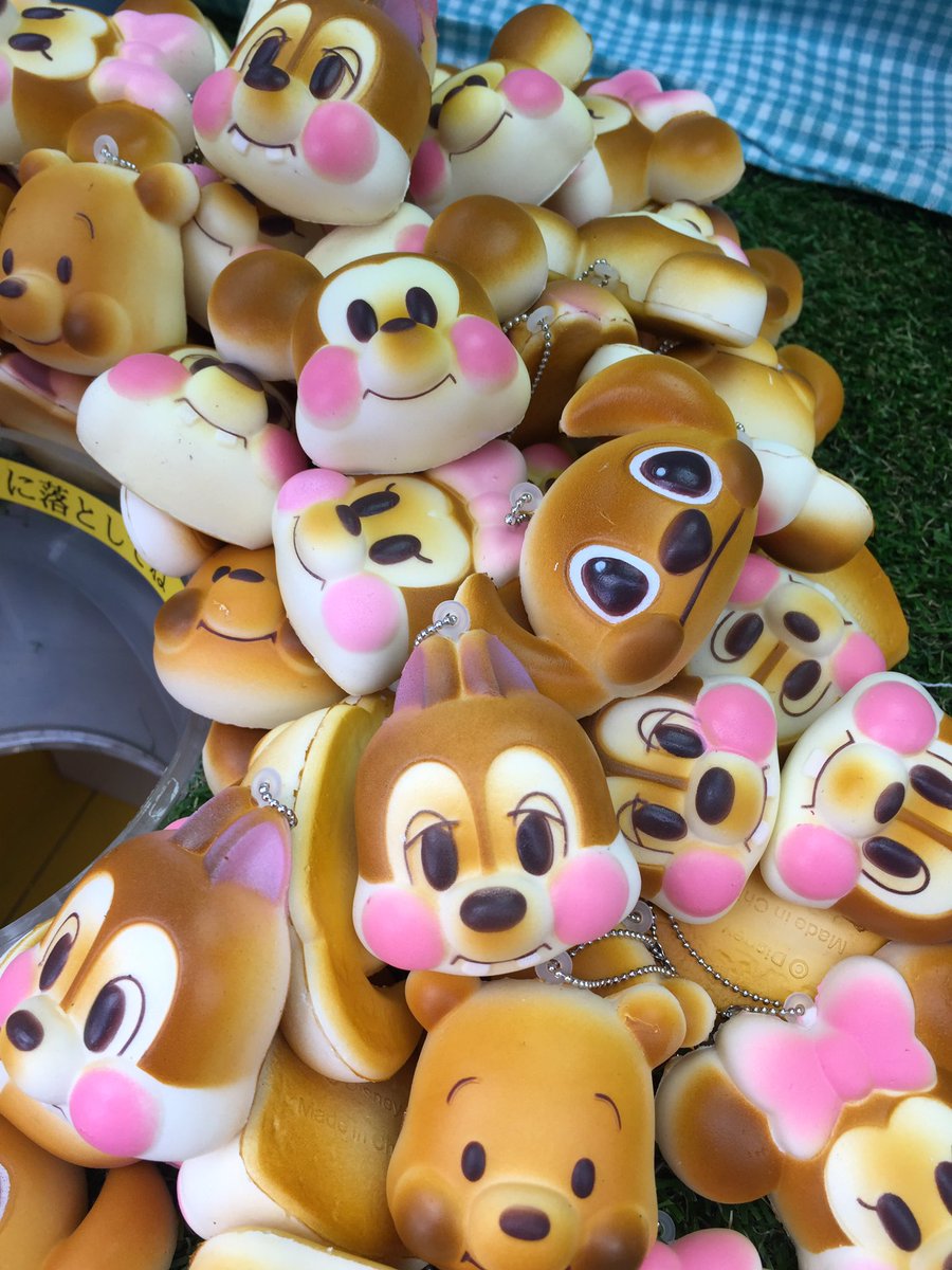 ゲームグース武蔵小山店 ディズニー パンボールチェーン入荷しました ほんのり甘く香ります パン スクイーズ 食品サンプル