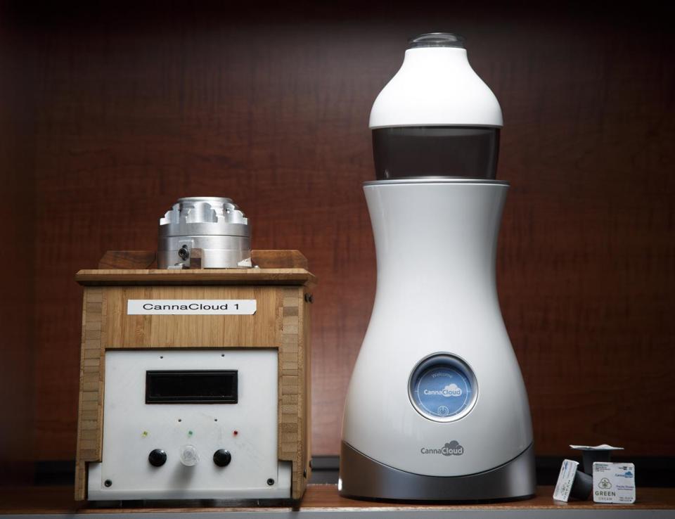 BostonGlobe's tweet photo. Investors pour another $4.1 million into Stoneham startup developing a pot vaporizer reminiscent of Keurig. https://t.co/3aDIekEKu5 https://t.co/D53YcnTUDv